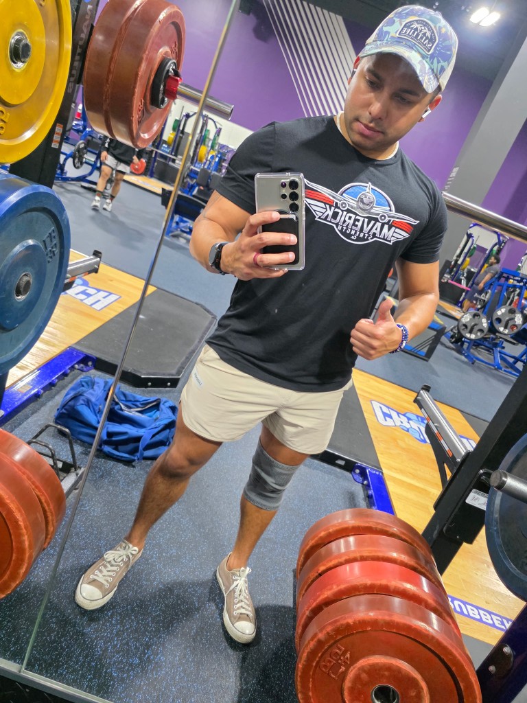Powerlifter completing a deadlift at USPA competition